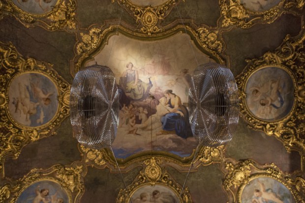 Shit and Die installation with two fans